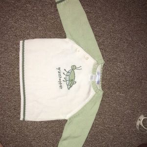 Lil grasshopper sweater!